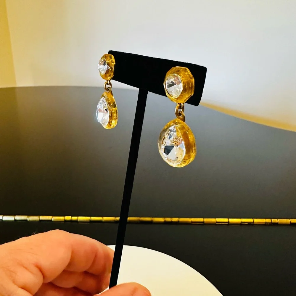 NWT Luxe Party Minimalist J. Crew Crystal Pear-shaped drop statement earrings - Picture 10 of 17